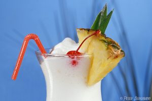 Professionelle Nahaufnahme eines Pinacolada Cocktails